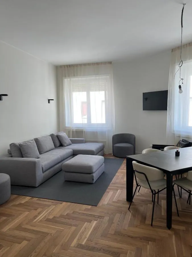 Milano: Bellissimo Appartamento In Pieno Centro Apartment