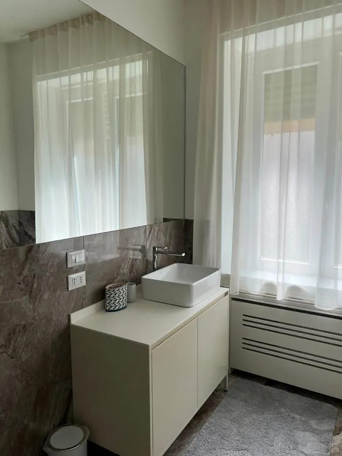 Milano: Bellissimo Appartamento In Pieno Centro